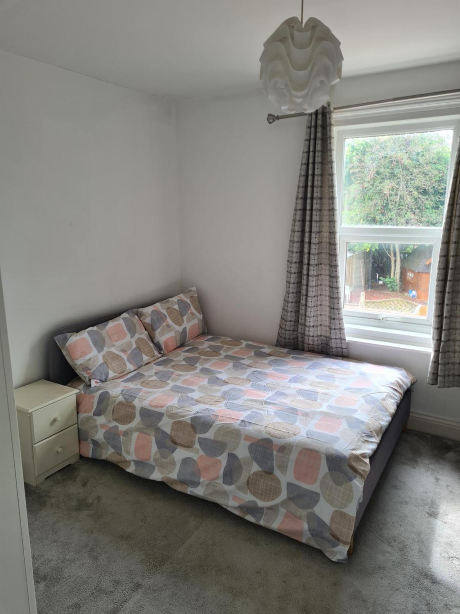 A Private & Beautiful Bedroom With Shared Bathroom In The Heart Of Bournemouth Exterior photo